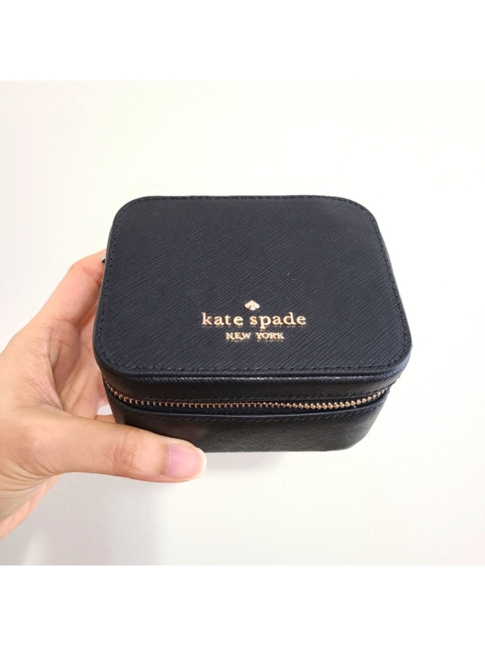 kate spade Black and Gold Small Jewelry Case